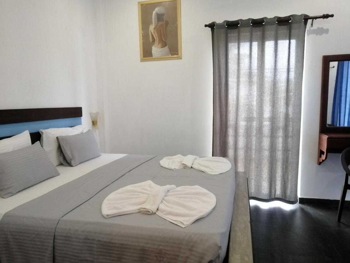 Le Petit Hotel & Restaurant Negombo Luaran gambar