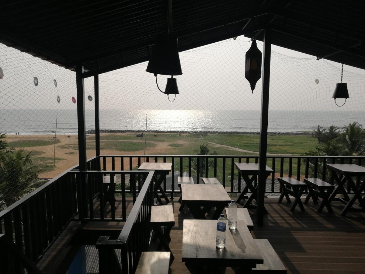 Le Petit Hotel & Restaurant Negombo Luaran gambar